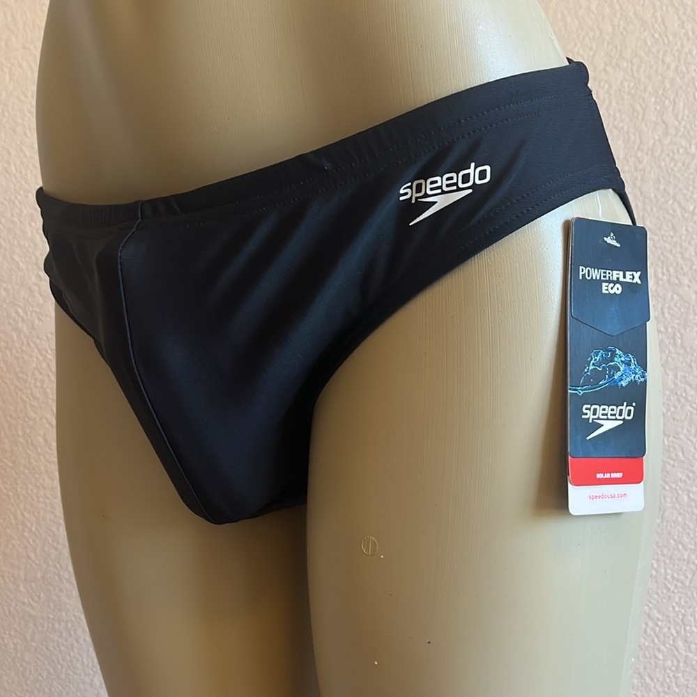 Speedo - Picture 3 of 15